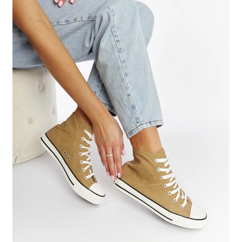 Zapatillas altas marrones de Efren beige 1 Zapatillas altas marrones de Efren beige 1