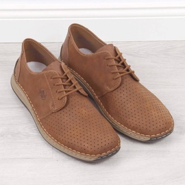 Zapatos marrones de piel calada para hombre Rieker 05226-24 marrón 8