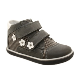 Zapatos de cuero para niñas con flores blancas 91904 gris bartek 1