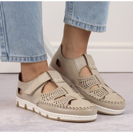 Zapatos mujer piel calada con velcro, beige Rieker 49958-61 4