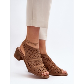 Sandalias Tacón Calado Marrón Serapina 2