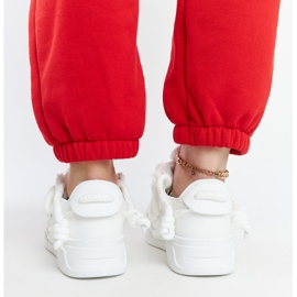 Zapatillas blancas con inserciones de tejido Melilot. blanco 3