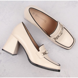 Zapatos de mujer de charol con tacón decorativo, beige Potocki 12322 6