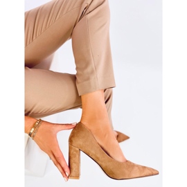 Zapatos de tacón de aguja color caqui de Verizon beige 4