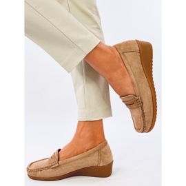 Mocasines cuña Vegar caqui beige 2