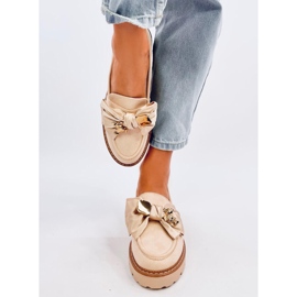 Mocasines Pennsy Beige con osito decorativo 1
