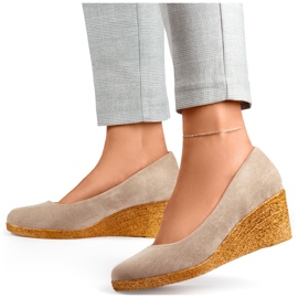 Zapatos de cuña cómodos de ante, zapatos de cuña para mujer. beige 2