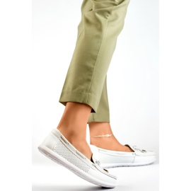 Mocasines de mujer calados en piel natural, zapatos de piel calados blancos 4