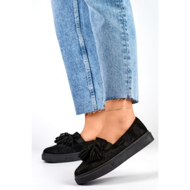 Zapatos de mujer negros con flecos, mocasines negros con flecos. 2