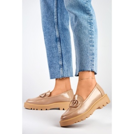 Mocasines mujer charol beige 3