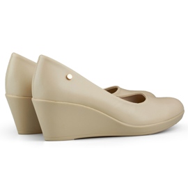 Salón cuña beige, zapatos de mujer con cuña baja 2