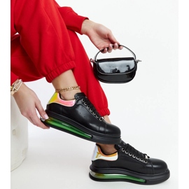 Zapatillas negras con plataforma GOE NN2N4030. negro 2