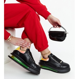Zapatillas negras con plataforma GOE NN2N4030. negro 1
