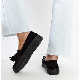 Zapatos negros con borlas de Adaldrida 4