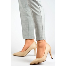 Zapatos de salón stilettos de ante beige 3