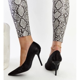 Liena tacones negros 4