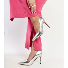 Stilettos vinos charol plata 1