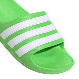Chanclas adidas adilette Aqua Slides Jr IG4859 verde 3