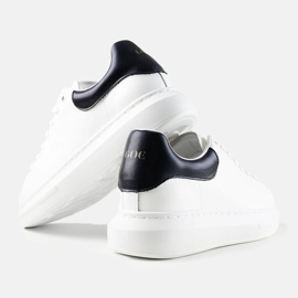 Zapatillas blancas de hombre GOE KK1N4005 blanco 2