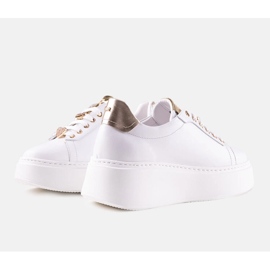 Zapatillas Karino de piel blanca. blanco 2
