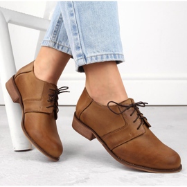 Zapatos con cordones para mujer en piel marrón de Dolce Pietro 1