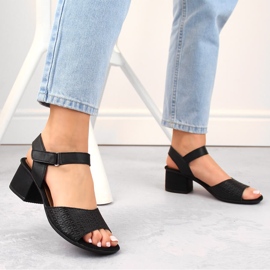 Sandalias de mujer cómodas de piel con tacón y velcro, negro Rieker 64693-00 9