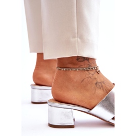 Joia Zapatillas Clásicas de Piel con Tacón Bajo, Plata 3