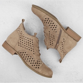 Botines de mujer de ante calado y tacón bajo, beige Jezzi ASA142-45 6