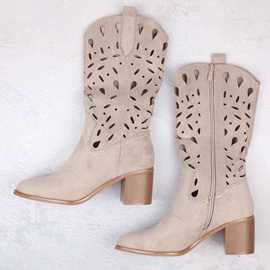 M. DASZYŃSKI Botas de mujer de ante calado, beige claro M.Daszyński MR2337-3 4