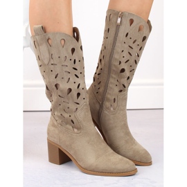 M. DASZYŃSKI Botas de mujer de ante calado, beige oscuro M.Daszyński MR2337-3 3