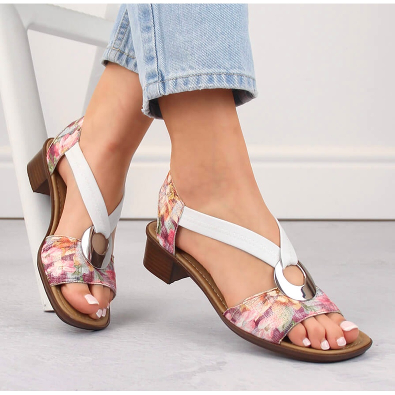 Sandalias de mujer cómodas sin cordones con flores, multicolor Rieker 62662-90 blanco 1