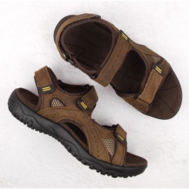 Sandalias hombre piel ante con velcro, marrón McKeylor 87975 2