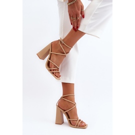 Sandalias de tacón alto Josette desnudas de moda beige 4