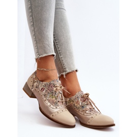 Zapatos De Mujer De Piel Con Parte Superior Decorada Maciejka 06408-04 Beige 1