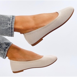 Cavaday Bailarinas calcetín beige 1