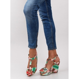 Sandalias cuña raso 903 verde 4