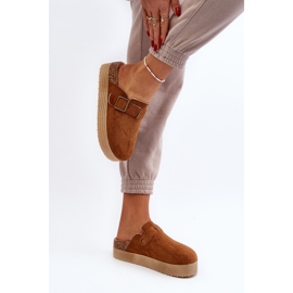 Zuecos con plataforma Jorffia en color camel para mujer marrón 4