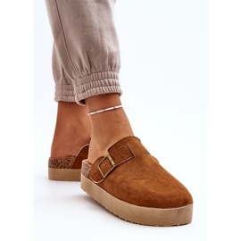 Zuecos con plataforma Jorffia en color camel para mujer marrón 6