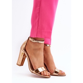 Sandalias de tacón alto Thakko en oro rosa dorado 3