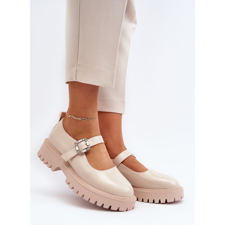 Zapatos Mujer Charol con Hebilla Decorativa Beige Lindnessa 2