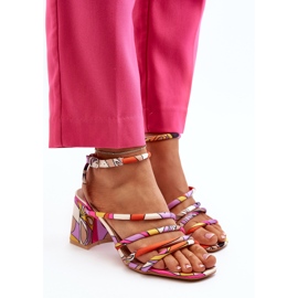 Sandalias estampadas con tacón alto Jenglla morado violeta 7