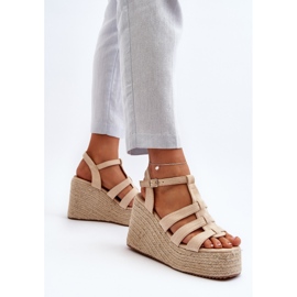 Sandalias cuña Gnosis beige con trenza 5