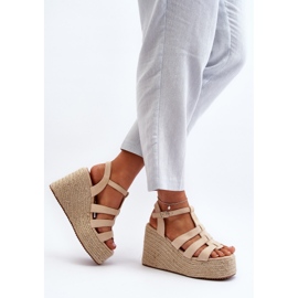 Sandalias cuña Gnosis beige con trenza 6