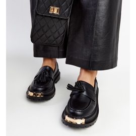 Mocasines macizos negros con inserciones doradas Tuga 3