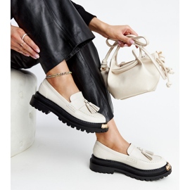Mocasines masivos beige claro con inserciones doradas de Tuga 2