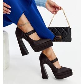 Zapatos de tacón Mikea negros 1