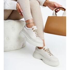 Zapatillas de cuero beige claro de Karino 1
