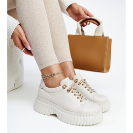 Zapatillas de cuero beige claro de Karino 2