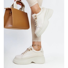 Zapatillas de cuero beige claro de Karino 3
