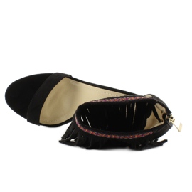 Sandalias negras étnicas con flecos negro 2